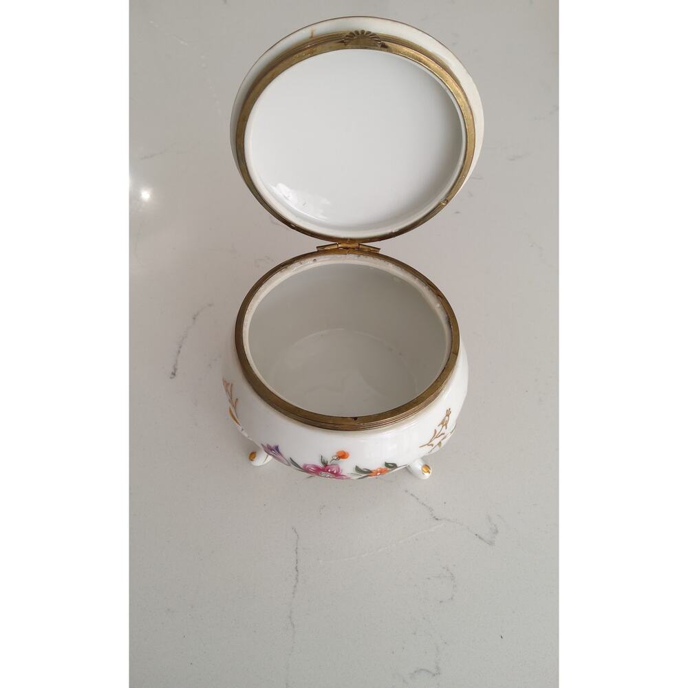 Vtg Napcoware footed trinket box Japanese porcelain hand-painted floral w gold - Picture 3 of 6